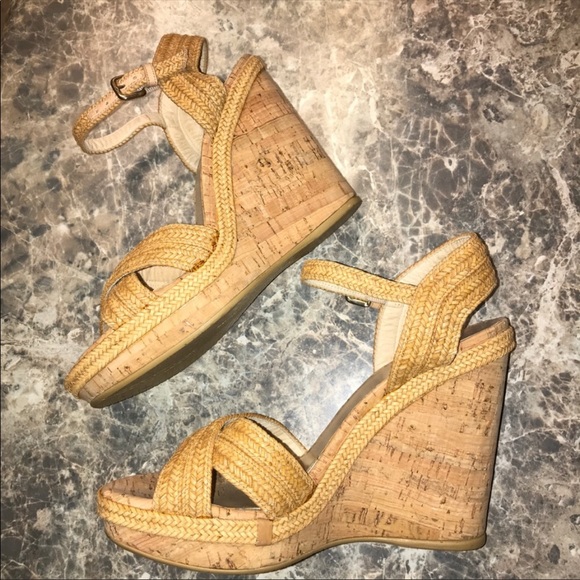 Stuart Weitzman nude neutral wedge Reins 6.5 - Picture 4 of 11